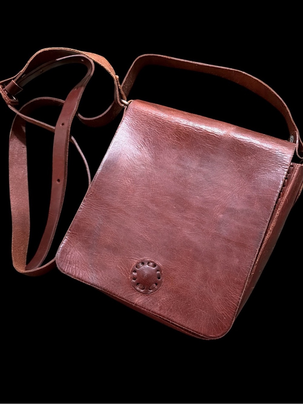 Classic Leather Crossbody Bag in Deep Brown